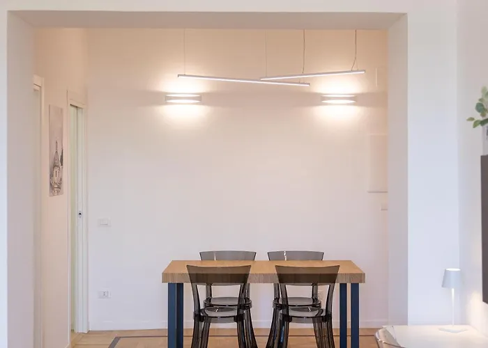 Colosseo Modern By In Apartment *
