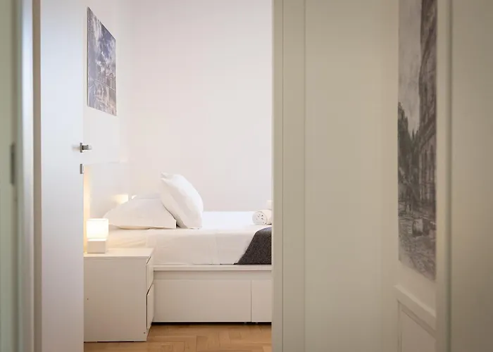 Appartement Colosseo Modern By In Rome