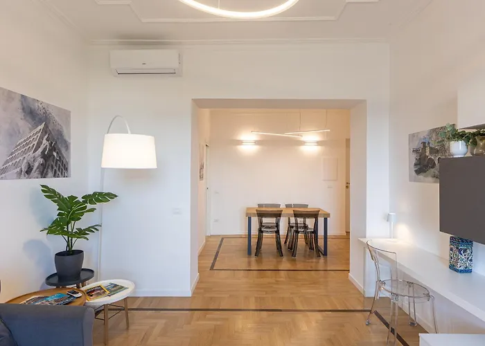 Colosseo Modern By In Appartement Rome