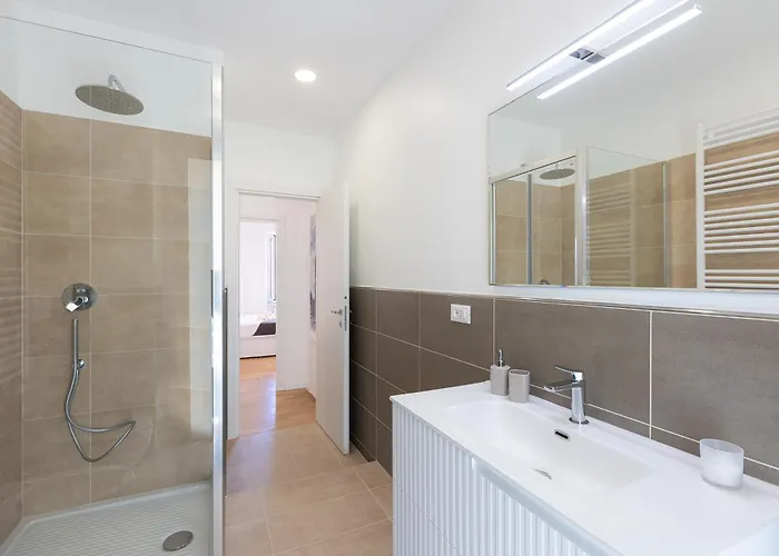Colosseo Modern By In Appartement