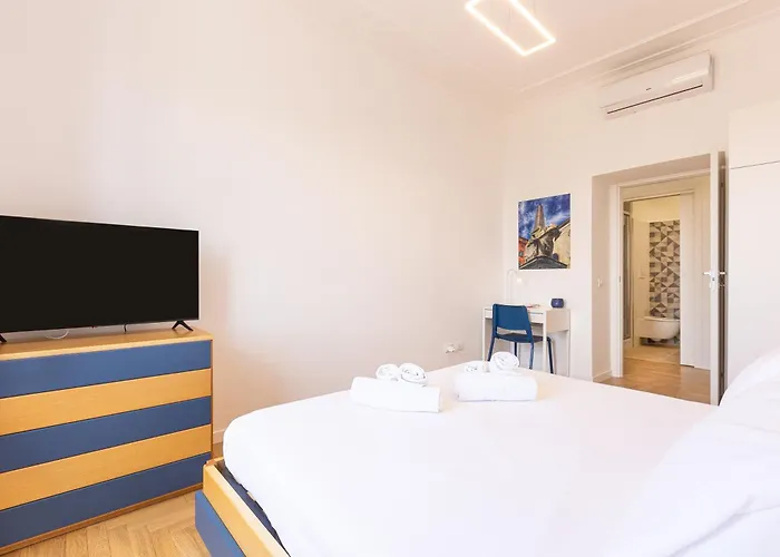 Appartement Colosseo Modern By In *